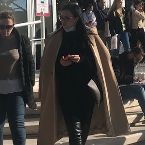 Meet your Posher, Yvette